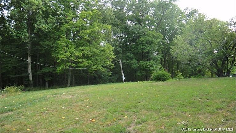 2nd image of 1015 Lost Creek Rd NE
