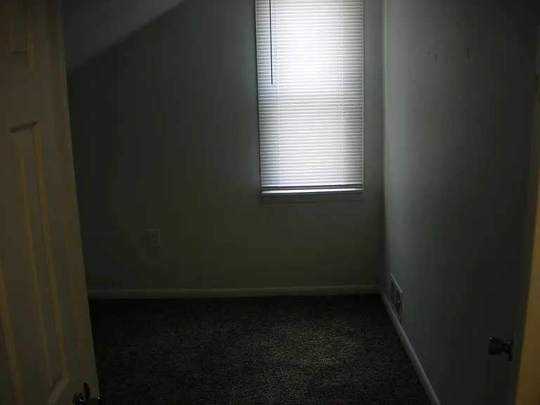 604B Lawn Ave — Photo 10