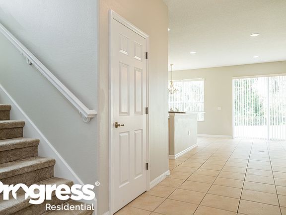 2nd image of 3113 Oak Brook Ln