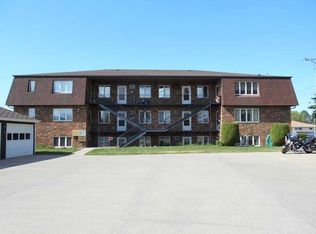 1937 N Kavaney Dr APT 2, Bismarck, ND 58501