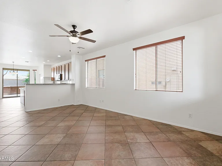 4157 E Santa Fe Ln — Photo 9