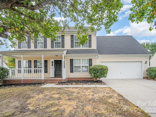 3749 Dashiel Dr, Charlotte, NC 28262