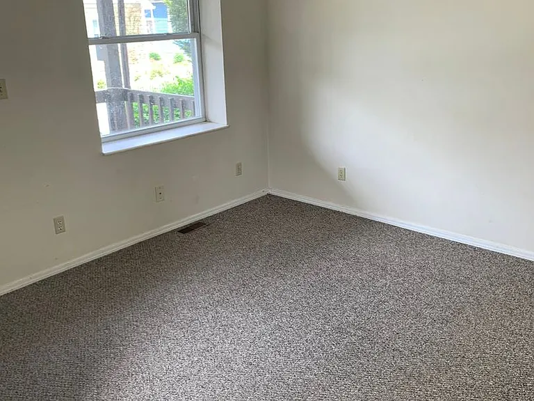 331 S Davisson St — Photo 6