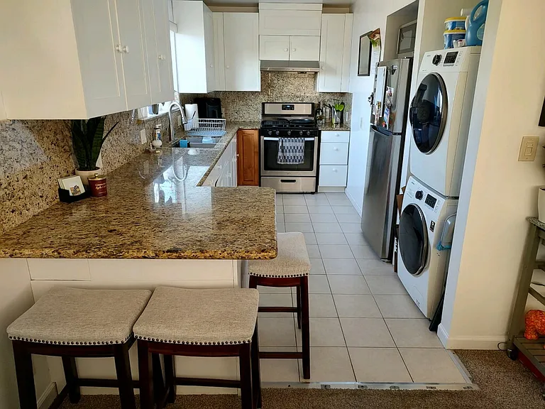 2135 Felt St — Photo 11