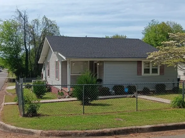 201 Fulton St, Florence, AL 35630