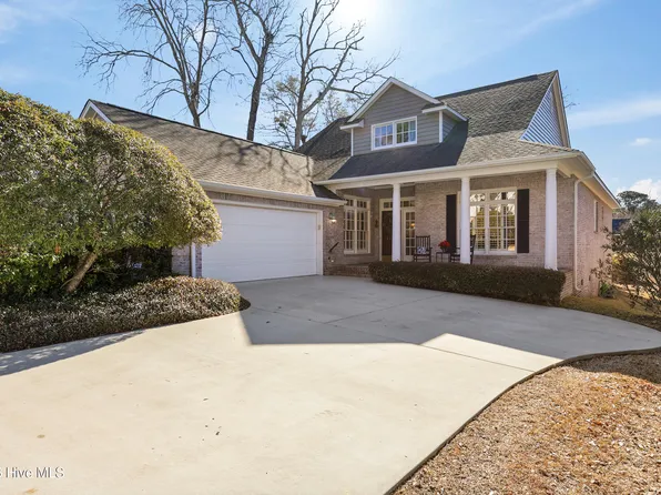 8341 Vintage Club Circle, Wilmington, NC 28411