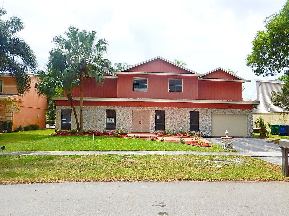 1st image of 10438 SW 53rd St