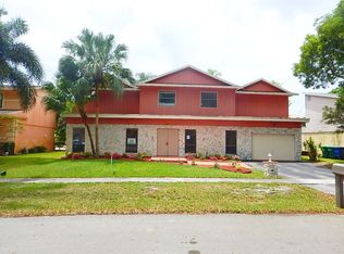 10438 SW 53rd St, Cooper City, FL 33328