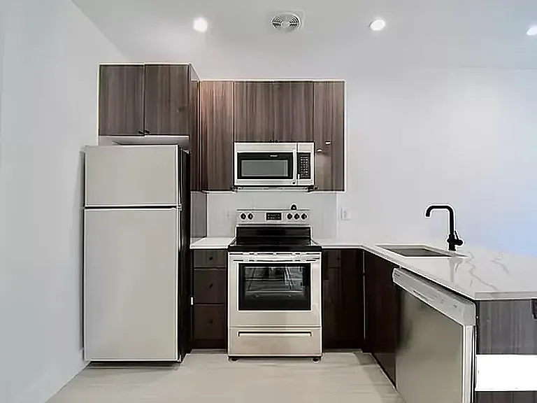 292 Weirfield St #3A — Photo 3