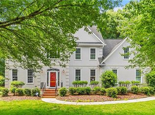 1403 Regents Park Ln, Greensboro, NC 27455