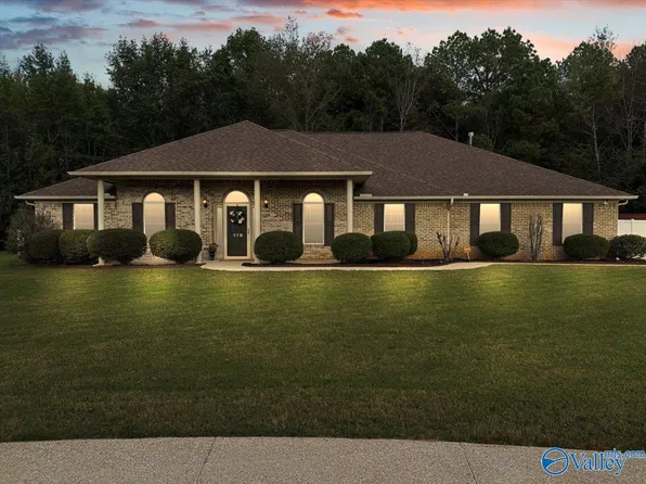 119 Autumn Pointe Dr, Madison, AL 35757
