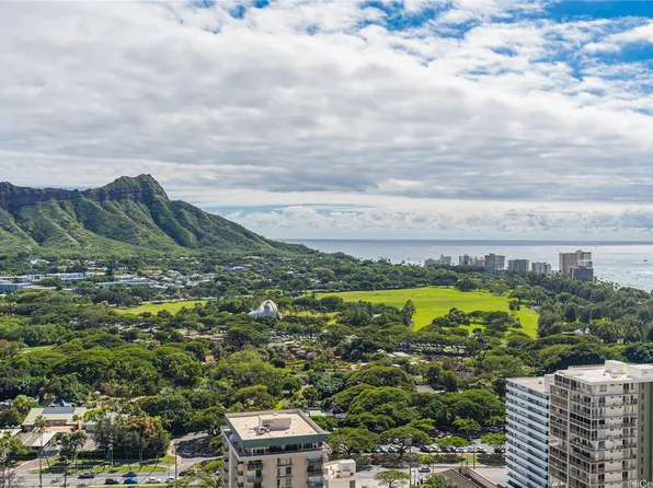 229 Paoakalani Ave #3308, Honolulu, HI 96815