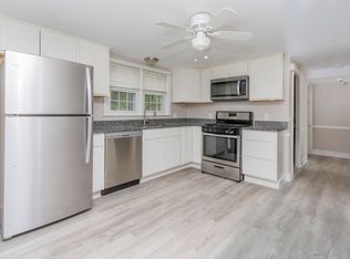 31 Kirby St #1, Barrington, RI 02806