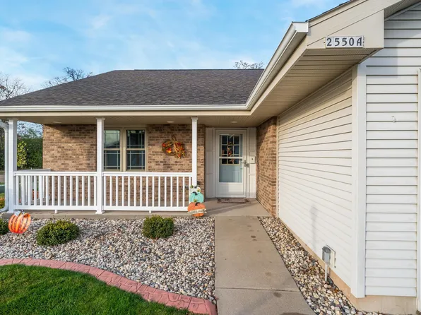 2550A Havenwood Dr, Oshkosh, WI 54904