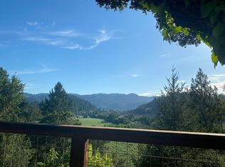 690 Crystal Springs Rd, Saint Helena, CA 94574