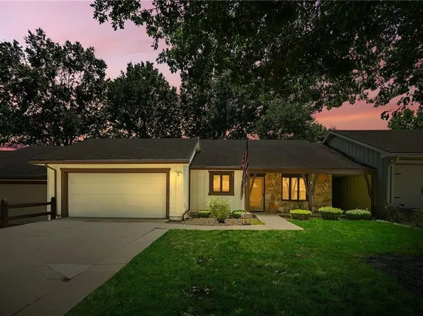 8205 E 189th Ter, Belton, MO 64012