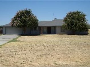 24873 Brook Dr, Madera, CA 93638