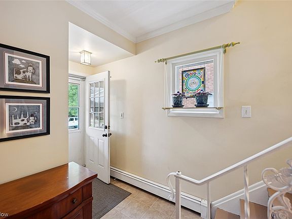 3rd image of 19321 Renwood Ave
