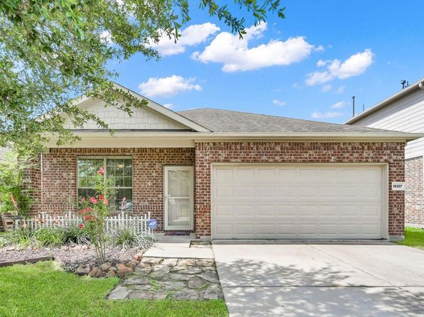 19307 Midnight Glen Dr