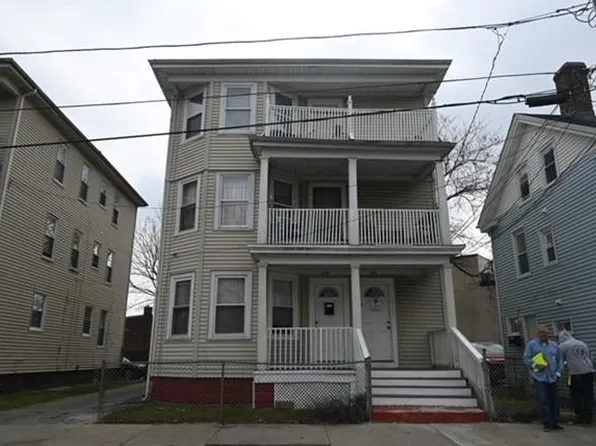 112 Bernon St, Providence, RI 02908