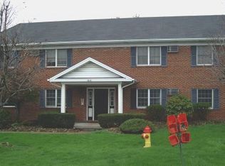 1030 W Western Reserve Rd APT 2, Poland, OH 44514