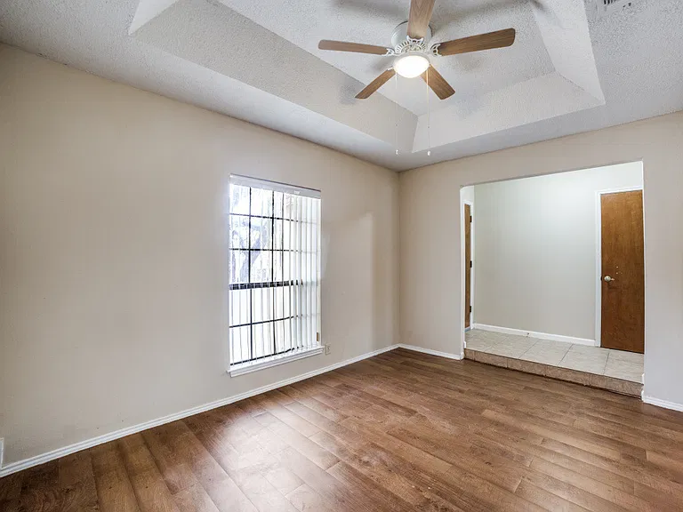 8727 Timberwilde St — Photo 4