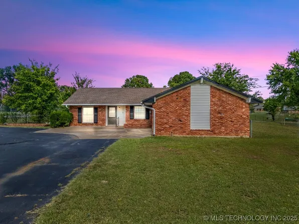 738 Winter Ln, Claremore, OK 74017