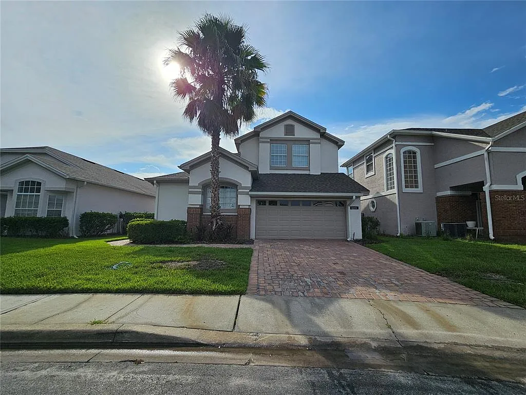4 bed, 3.5 bath, 2381 sqft, $3,500 — Photo 2
