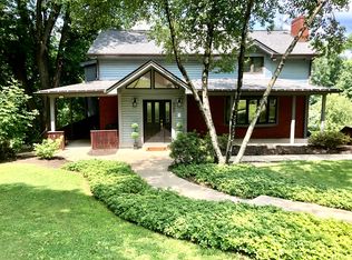 422 Duff Rd, Sewickley, PA 15143