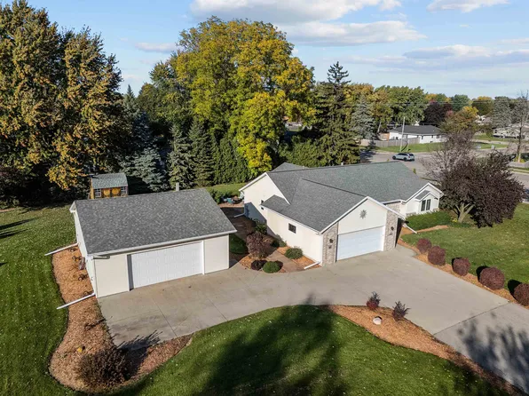 2528 W Darling St, Appleton, WI 54914