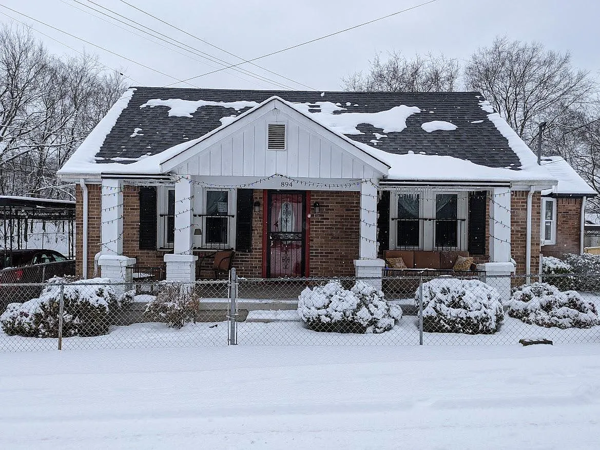 3 bed, 1430 sqft, $2,950 — Photo 1