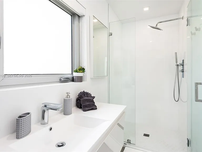 1785 Fairhaven Pl — Photo 36