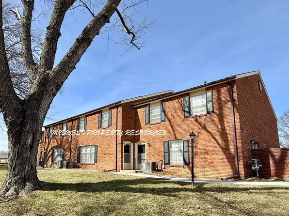 953 NW Colbern Rd, Lees Summit, MO 64086