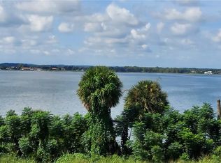 576 Casey Loop #12, Mount Dora, FL 32757