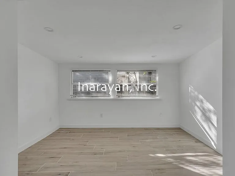 1224 Helen St — Photo 5