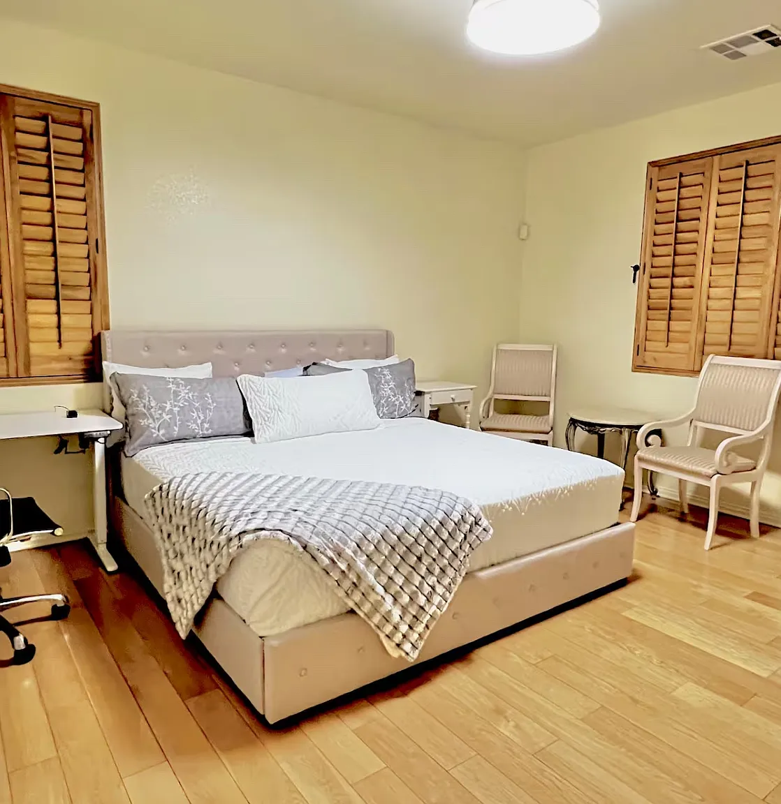 3 bed, 1602 sqft, $3,500 — Photo 4