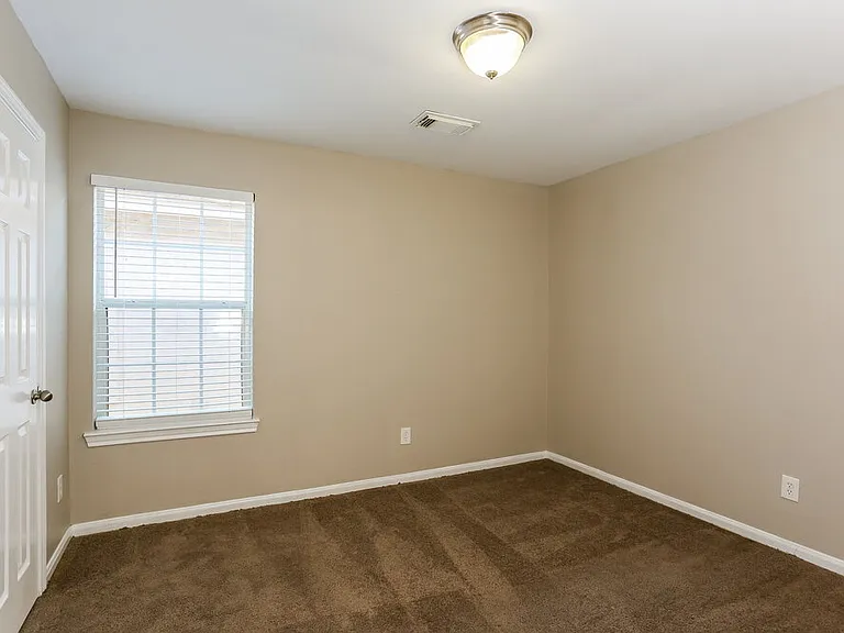 4946 S Cancun Dr — Photo 16