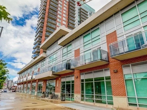 215 Queen St E #301, Brampton, ON L6W 0A9