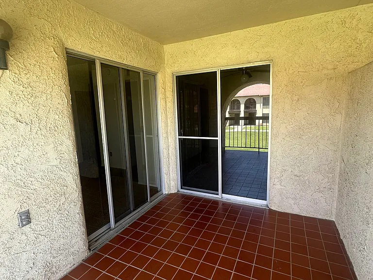 2155 S 14th Ave #60 — Photo 22