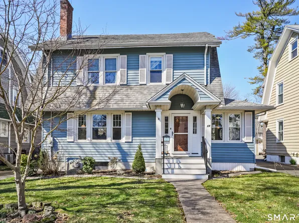 19 Westfield Road, West Hartford, CT 06119