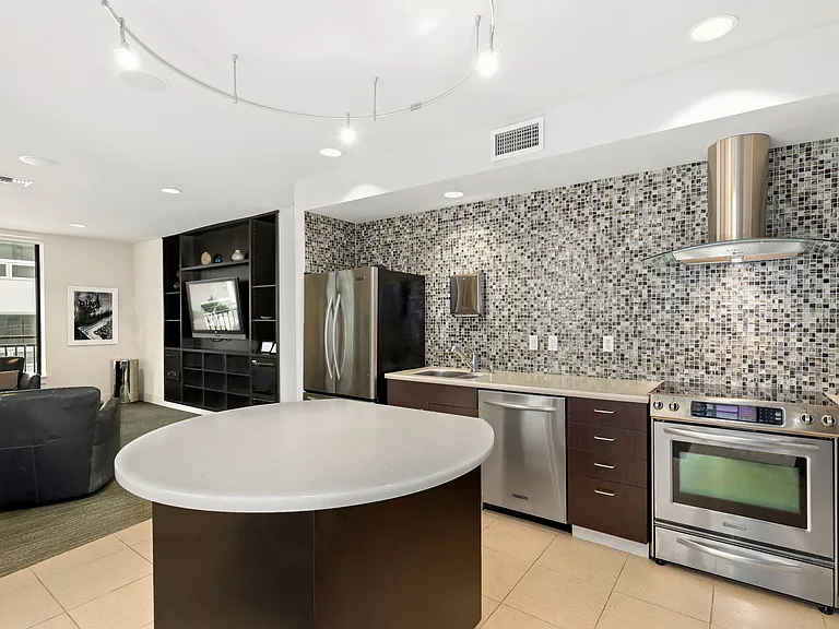 Clubroom Kitchen