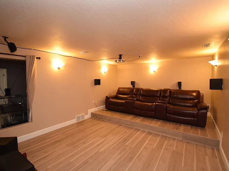 10741 S Weiss Dr — Photo 39