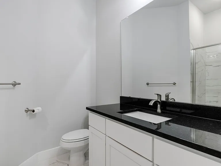2217 S Peachtree Ct — Photo 17