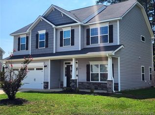 3846 Standardbred Dr, Hope Mills, NC 28348