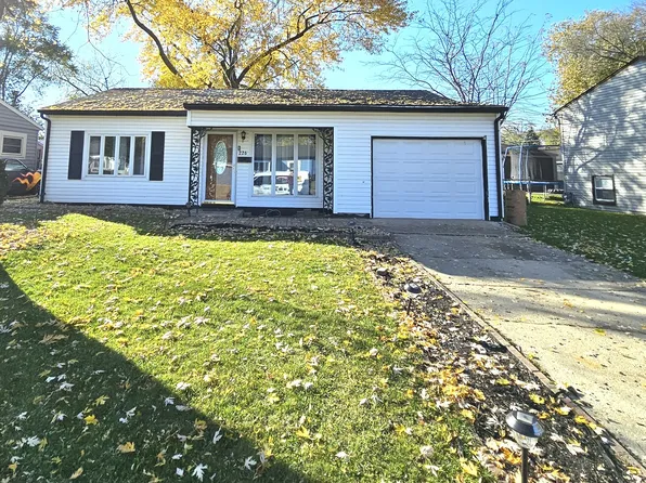 226 Nippert Ave, Romeoville, IL 60446