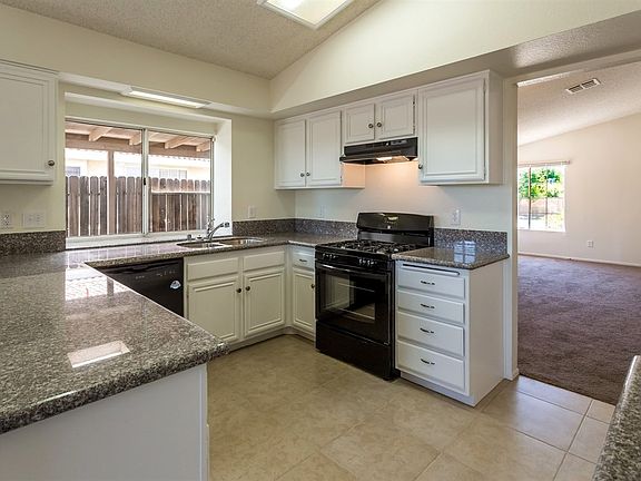 3rd image of 2525 E Avenue Q14
