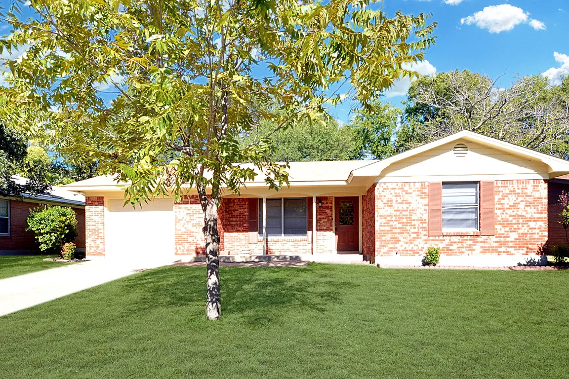 3102 Lawnwood Dr, Temple — Photo 2