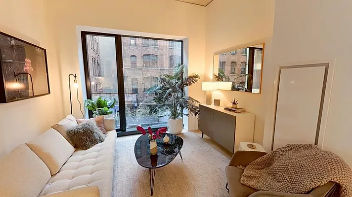 Rented by Triumph Property Group | media 17