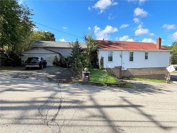 3rd image of 3269 Library Rd