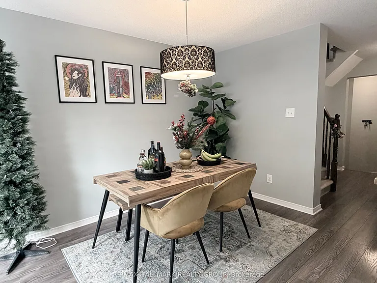 304 Applecross Cres — Photo 3